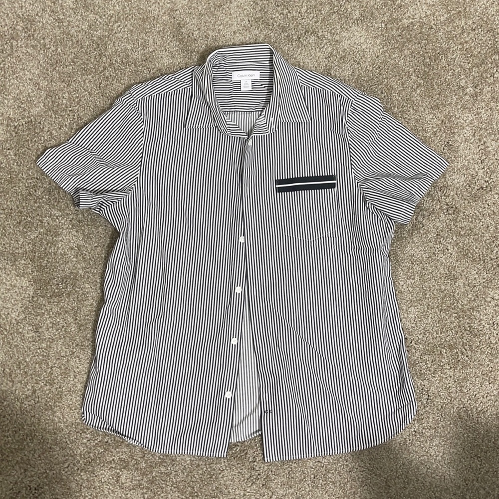 Men’s Calvin Klein Button Down Shirt
